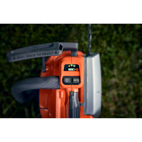Husqvarna T542i XP® Battery treecare chainsaw - Tree & Arbor Supplies